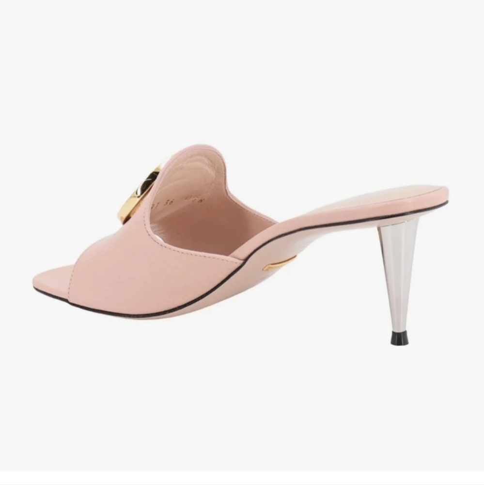 Gucci Blondie leather mules never worn